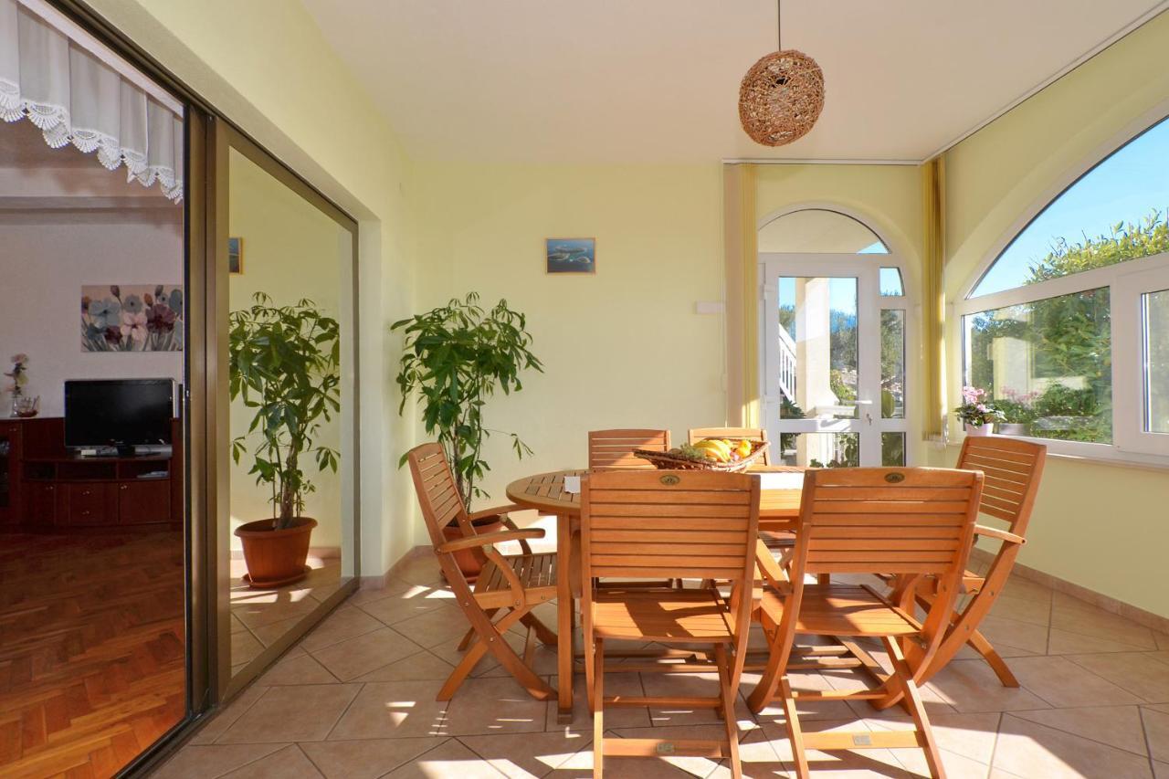 Apartment Una Seget Vranjica Exterior photo